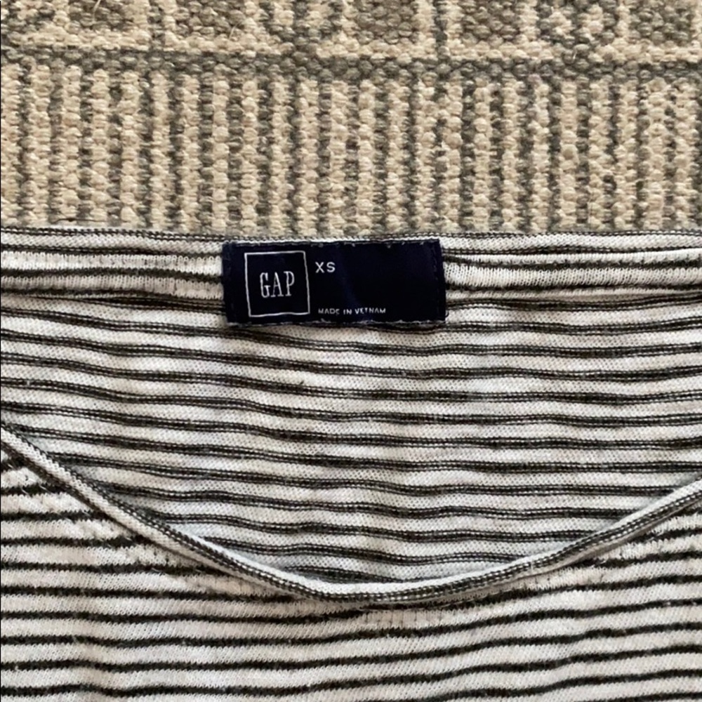 Tops - Picture 8 of 8